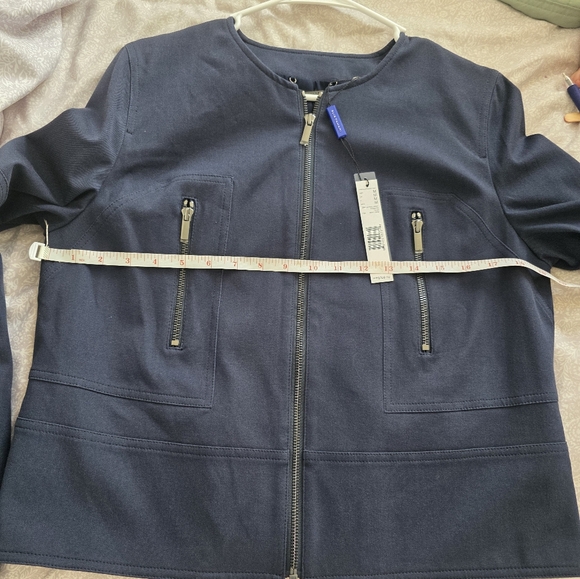 Elie tahari  new jacket 2 read description - Picture 7 of 10